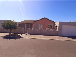 3 Bed House in Weltevreden Valley