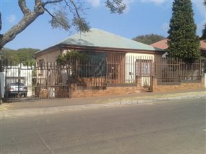 2 Bed House in Bellevue
