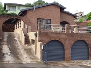 4 Bed House in Mobeni