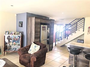 3 Bed Apartment in Rynfield