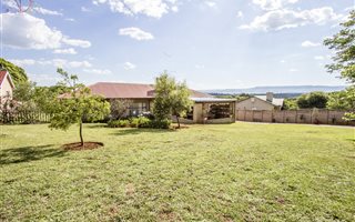 3 Bedroom House in Signal Hill