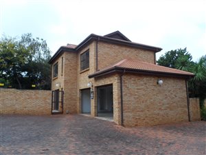 3 Bed Townhouse in Allens Nek