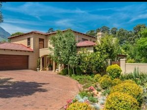 4 Bed House in La Sandra