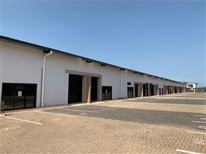 250 m² Industrial space in Cornubia