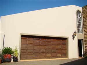 3 Bed Duet in Universitas
