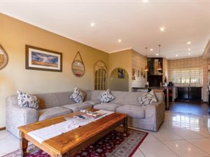 3 Bed Townhouse in Bellairspark