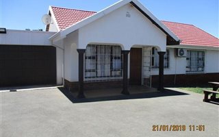 3 Bedroom House in Orient Heights