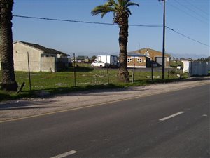 8.6 ha Land available in Schaap Kraal
