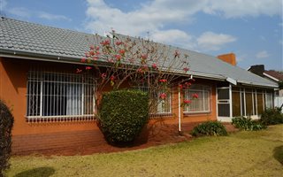 4 Bedroom House in Rhodesfield