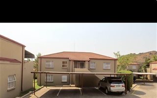 2 Bedroom Flat in Safari Gardens