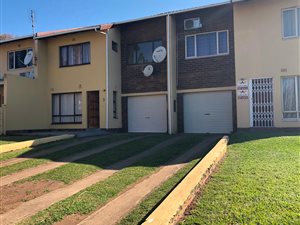 3 Bed Duplex in Empangeni Central