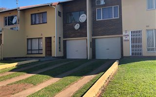 3 Bedroom Duplex in Empangeni Central