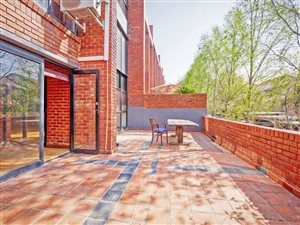 2 Bed Apartment in Atholl Gardens