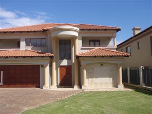 4 Bed House in Westlake Estate