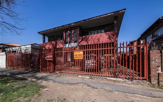 1 Bedroom House in Turffontein
