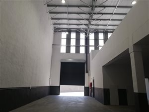 330 m² Industrial space in Linbro Park