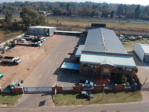 2100 m² Industrial space in Morehill