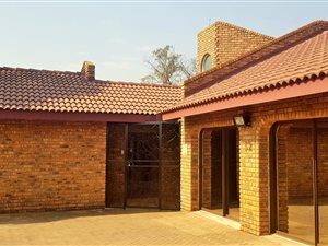 4 Bed House in Heidelberg Central