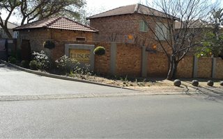 2 Bedroom Duplex in Bromhof