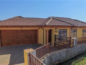 3 Bedroom House in Elandspoort