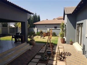 4 Bed House in Midlands Estate