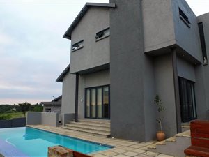 5 Bed House in Sonheuwel