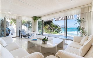 3 Bedroom Apartment in Clifton