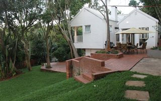 3 Bedroom House in Wembley