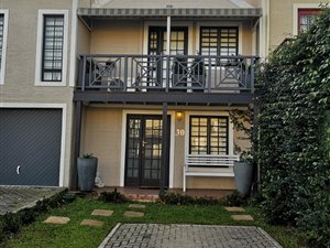 3 Bed Duplex in Heritage Park