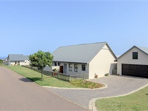 4 Bed House in Sheffield Beach