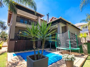 4 Bed House in Mooikloof Gardens