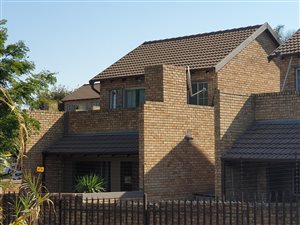 2 Bed Townhouse in Wilgeheuwel