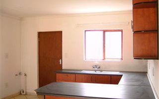 2 Bedroom Apartment in Heidelberg Central