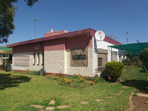 4 Bed House in Potchefstroom Central