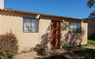 2 Bedroom House in Zwide