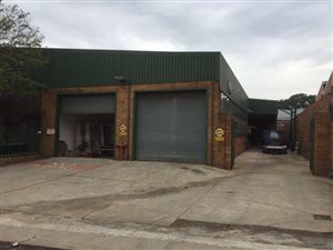 3100 m² Industrial space in Strydompark