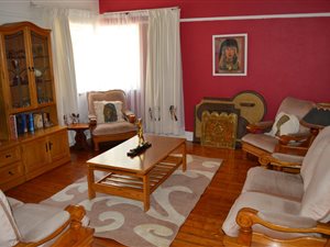 3 Bed House in Brixton