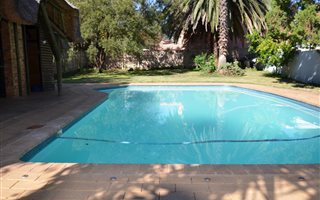 4 Bedroom House in Fontainebleau
