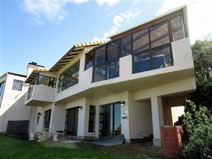 3 Bed House in Mossel Bay Golf Estate