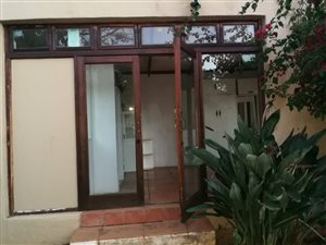 1 Bedroom Garden Cottage in Kensington