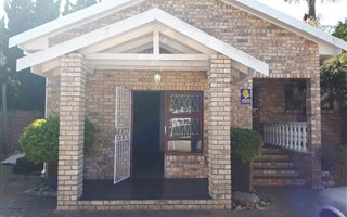 1 Bedroom Flat in Walmer Heights