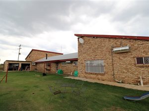 23.9 ha Farm in Fochville