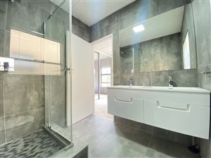 2 Bed Apartment in Morningside