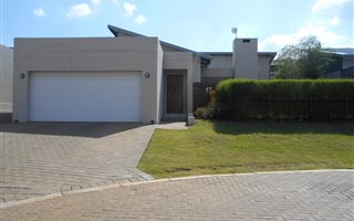 3 Bedroom Cluster in Eikenhof