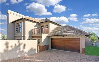 3 Bedroom House in Willaway