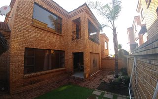 3 Bedroom Townhouse in Chancliff