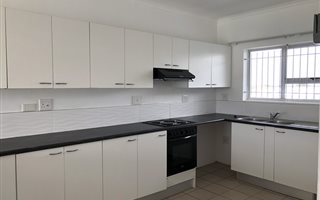 3 Bedroom Apartment in Strand Central