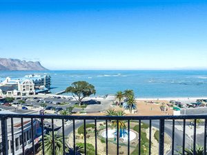 4 Bed Apartment in Strand Central
