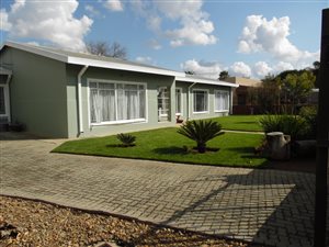 5 Bed House in Jan Cilliers Park