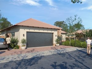 2 Bed House in Hazeldean (Silverlakes Surroundings)